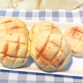 手ごねで作る！しっとりふかふかメロンパン♪